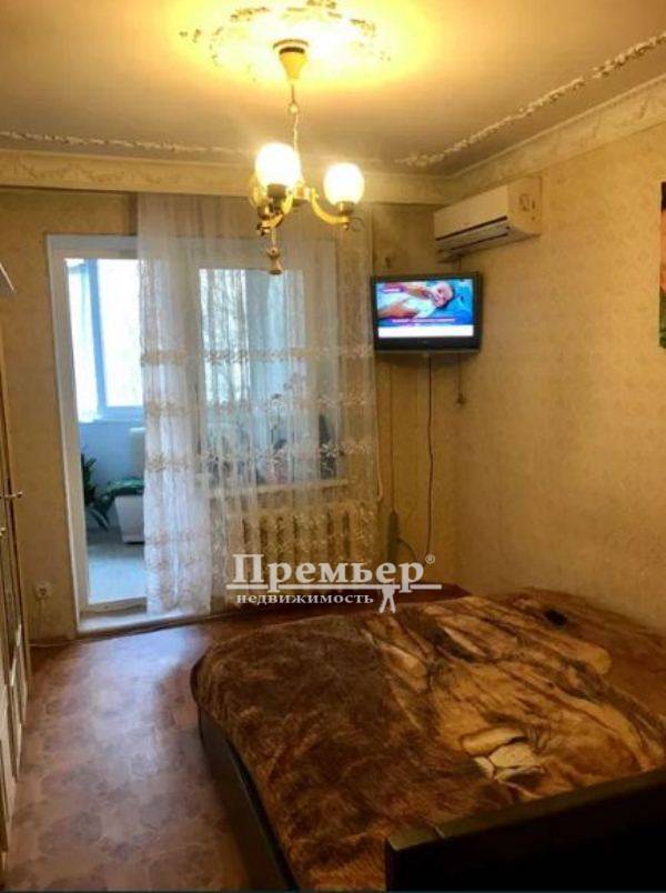 Продаж квартири з вільним плануванням 65 м², Володимира Висоцького вул.