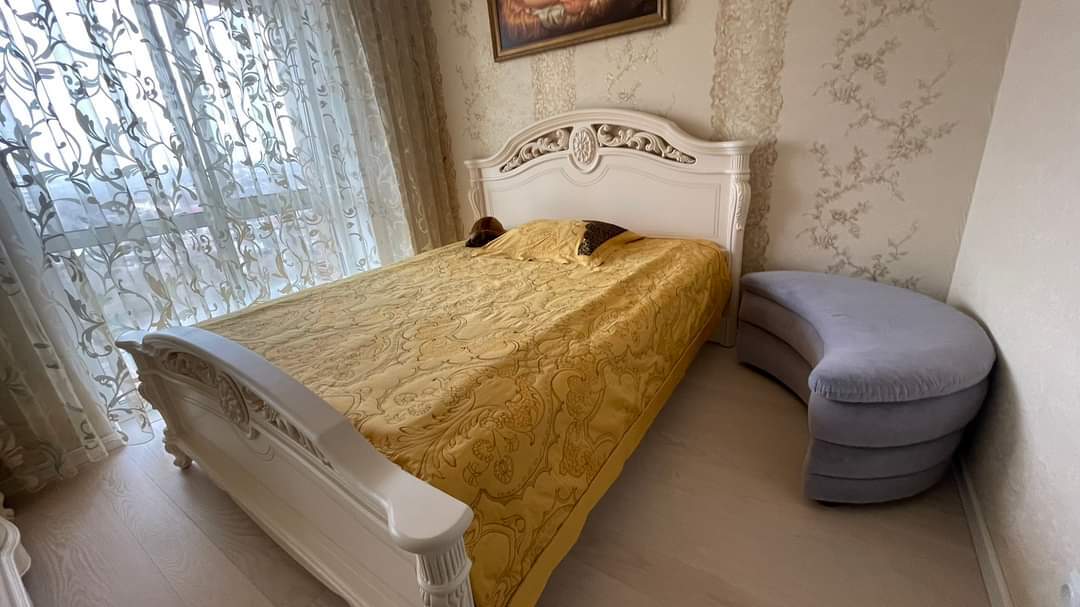 Аренда 2-комнатной квартиры 78 м², Василия Жуковского ул., 33