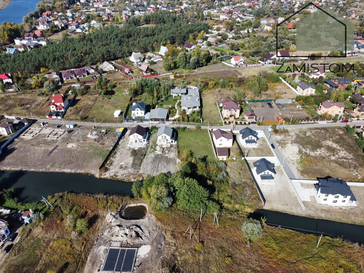 Продаж ділянки під індивідуальне житлове будівництво 10 соток