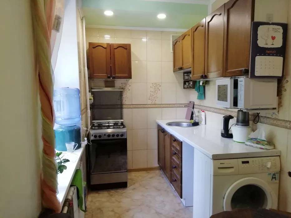 Продажа 3-комнатной квартиры 63 м², Багговутовская ул.
