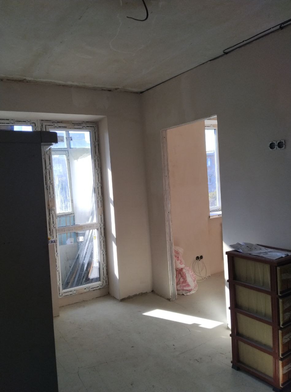 Продажа 2-комнатной квартиры 28 м², Ньютона ул., 113