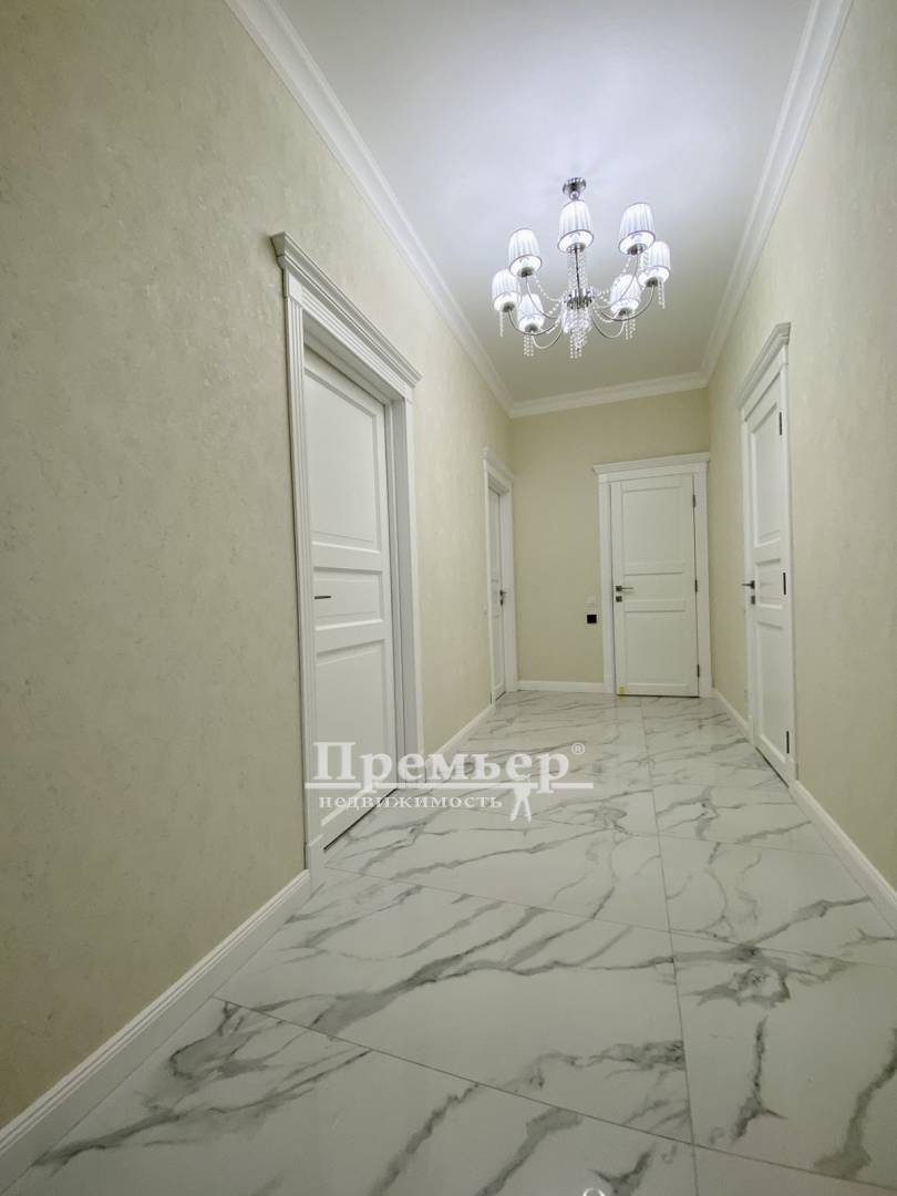 Продаж 3-кімнатної квартири 150 м², Академіка Сахарова вул.
