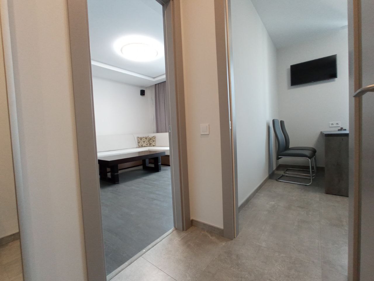 Продаж 1-кімнатної квартири 42 м², Олени Степанівни вул.