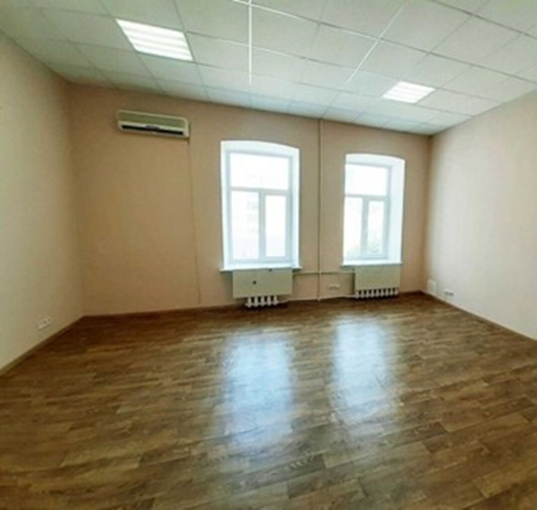 Оренда офісу 135 м², Московська вул., 19