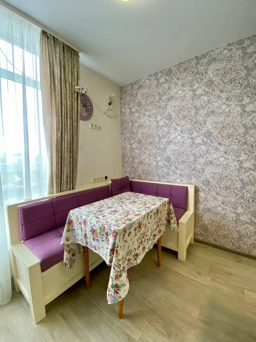 Продаж 1-кімнатної квартири 44 м², Одеська вул.