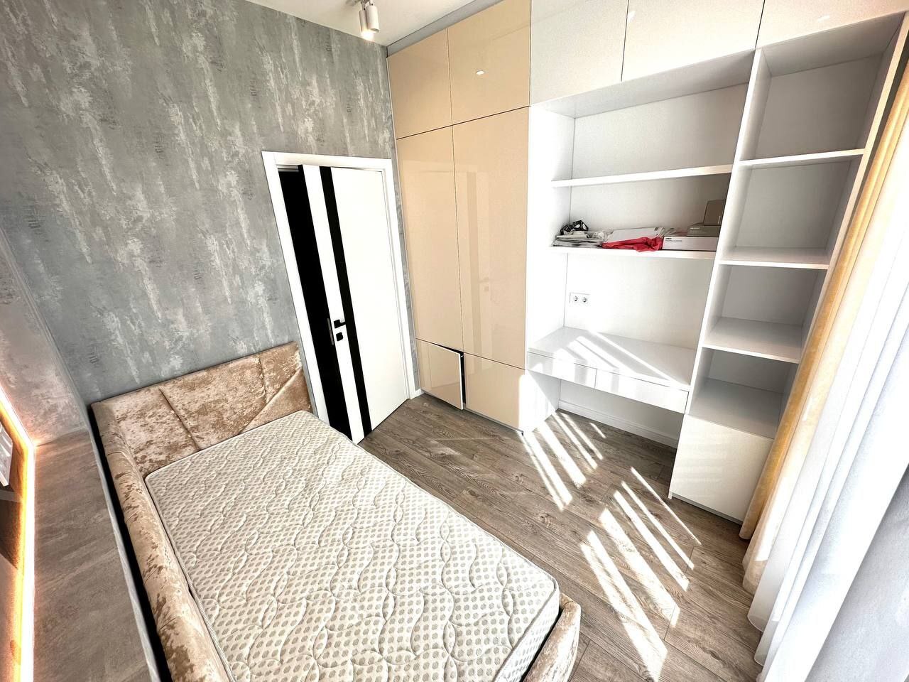 Аренда 3-комнатной квартиры 70 м², Звездный бул.