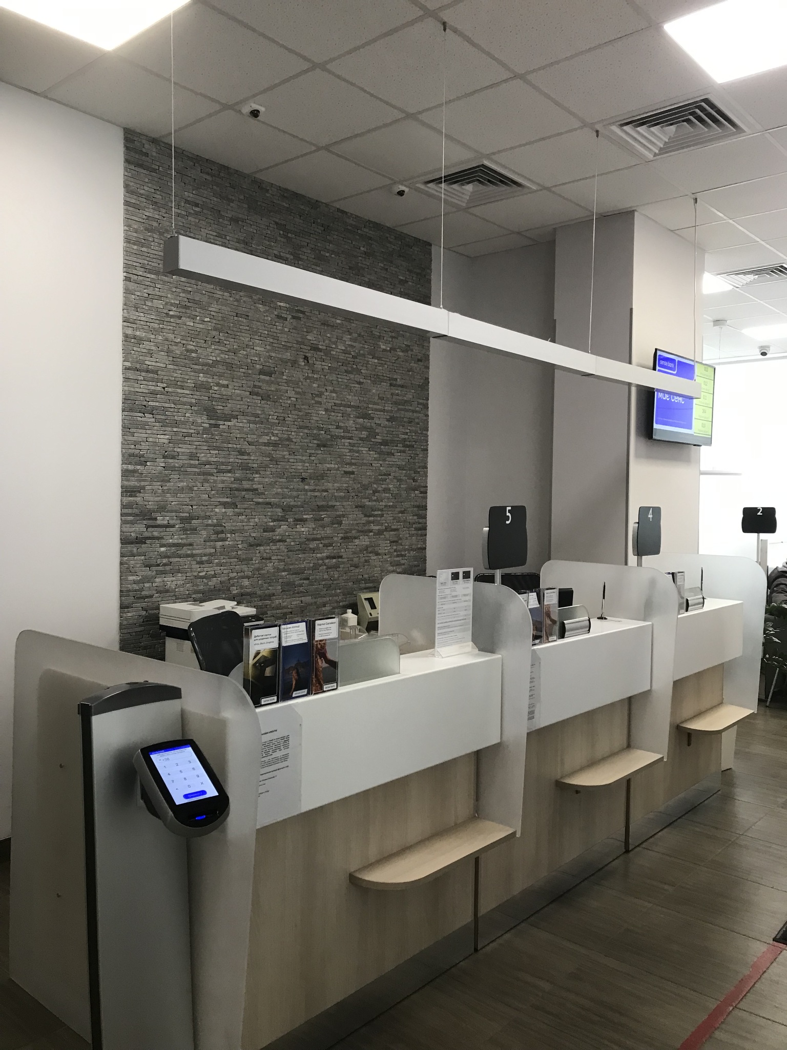Оренда приміщення вільного призначення 266 м², Полтавська вул., 10