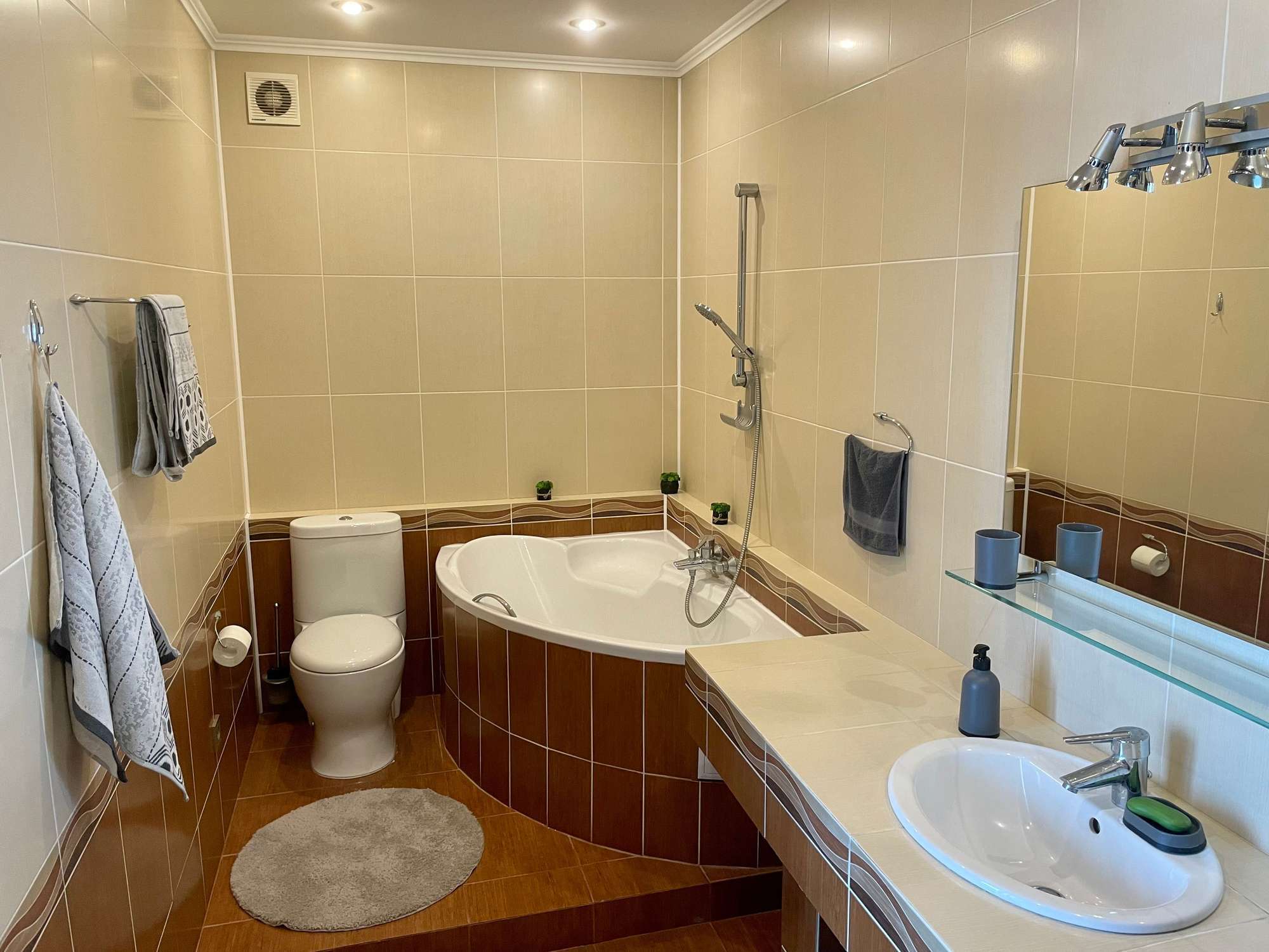 Продажа 3-комнатной квартиры 150 м², Героев Сталинграда просп., 6 К8