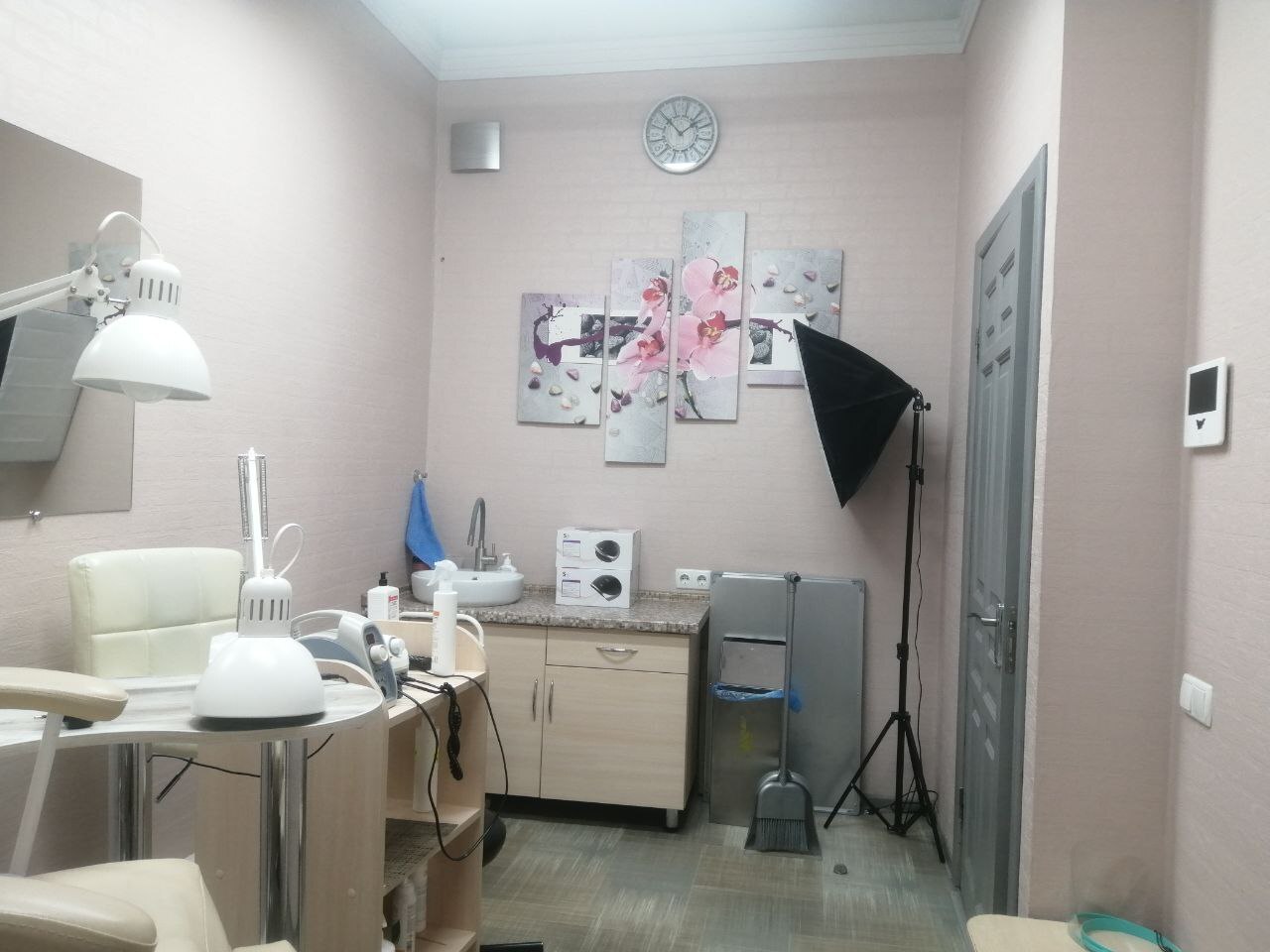 Продажа 3-комнатной квартиры 72 м², Михаила Грушевского ул.