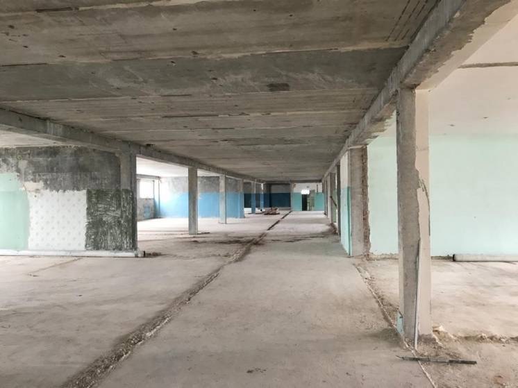 Продаж івент-майданчику 7000 м², Районна вул.