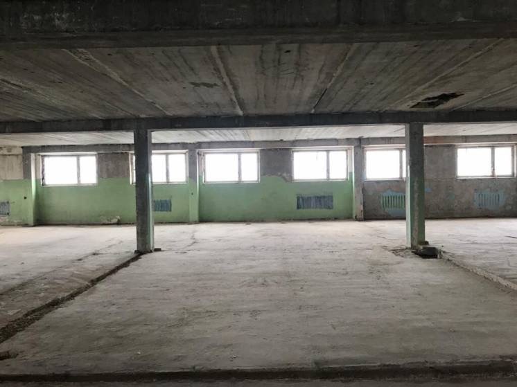 Продаж івент-майданчику 7000 м², Районна вул.