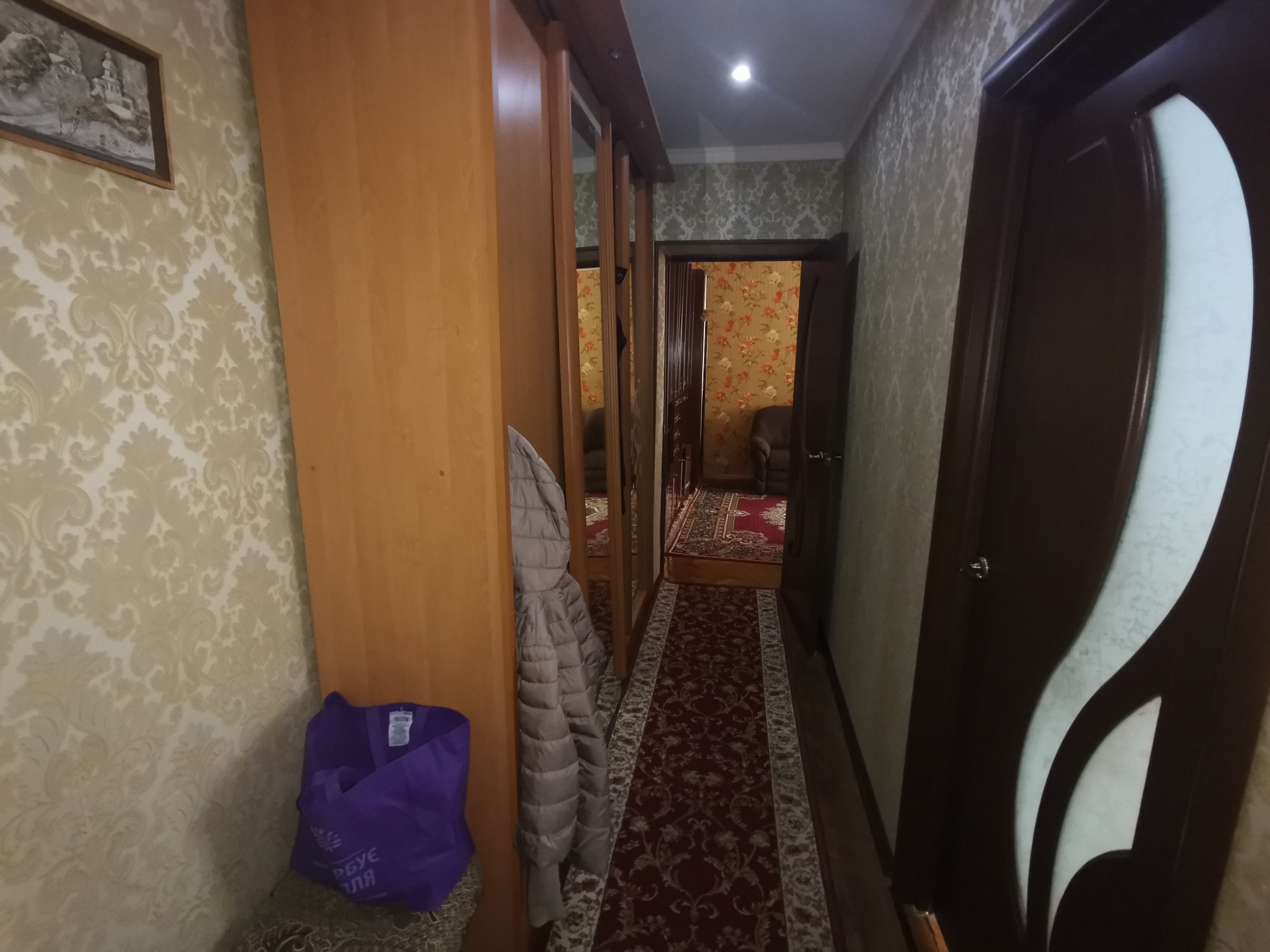 Продажа 3-комнатной квартиры 65 м², Александрийский бул.
