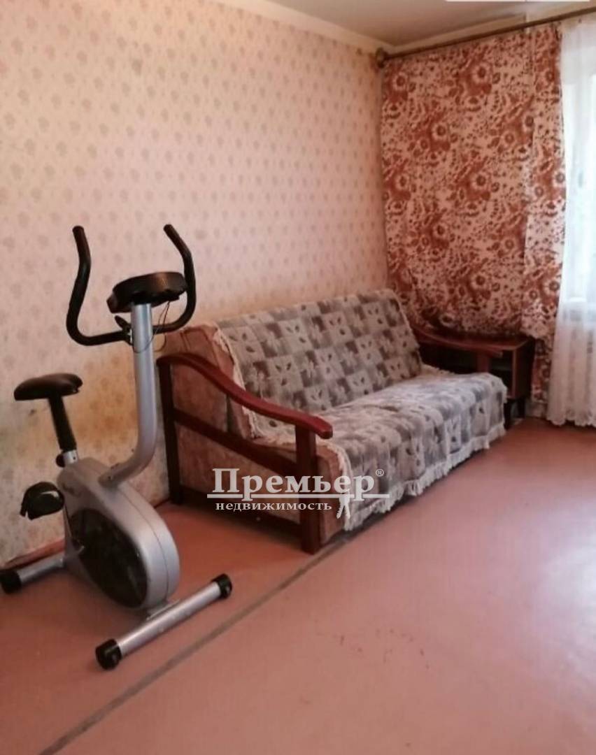 Продаж 4-кімнатної квартири 78 м², Генерала Бочарова вул.