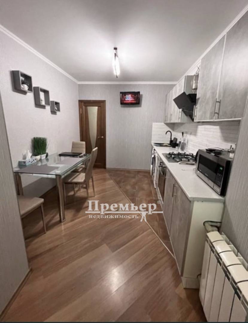 Продаж 2-кімнатної квартири 58 м², Академіка Сахарова вул.