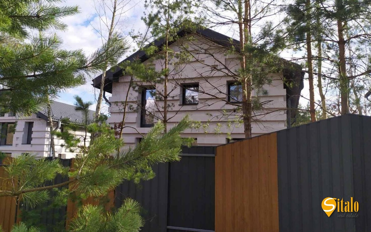 Продаж будинку 152 м²
