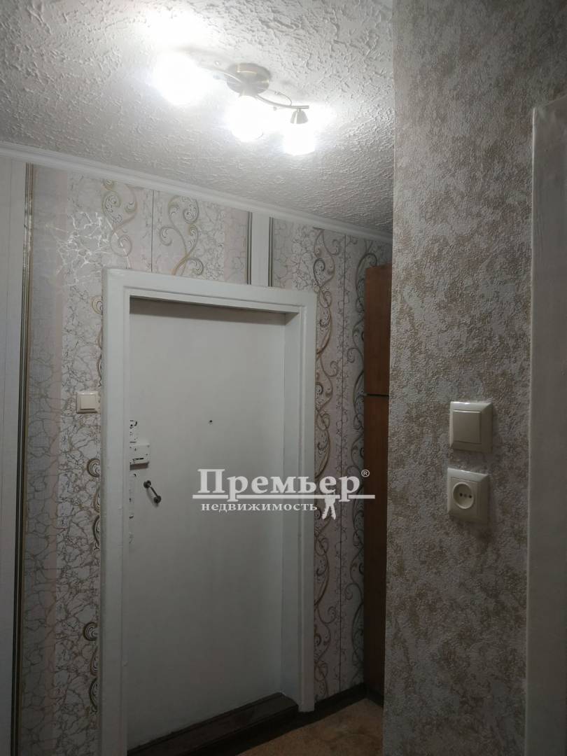 Продаж 1-кімнатної квартири 34 м², Тепличная вул.