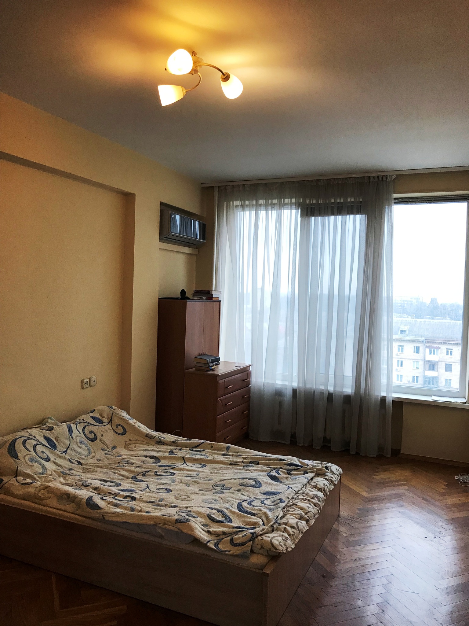 Продаж 3-кімнатної квартири 72 м², Лесі Українки бул., 36Б