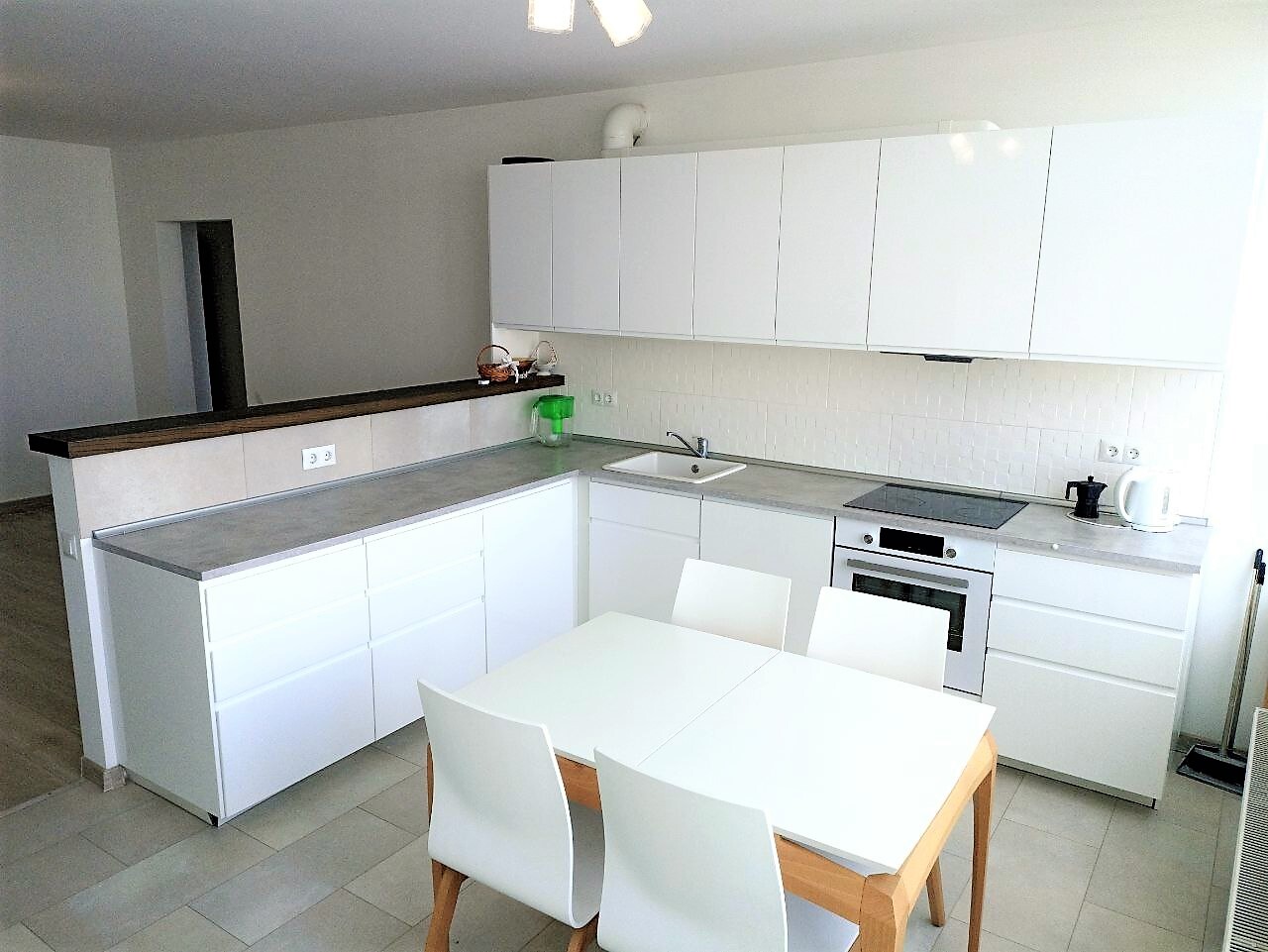 Аренда 3-комнатной квартиры 117 м², Днепровская наб., 26К