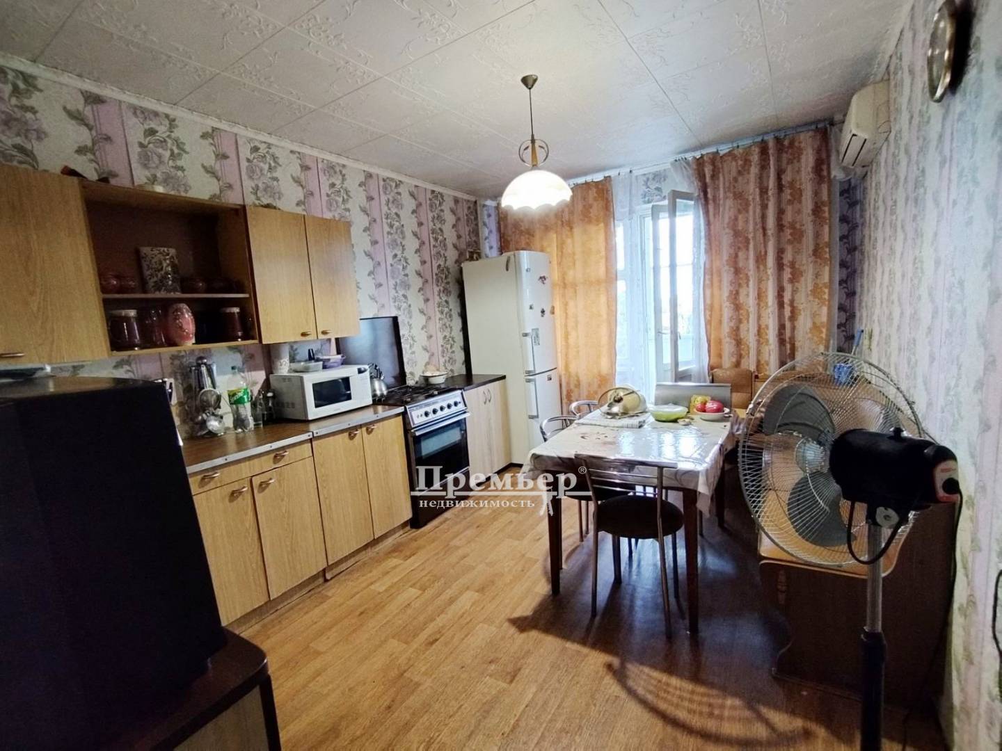 Продажа 4-комнатной квартиры 93 м², Махачкалинская ул.