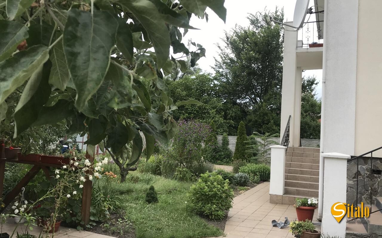 Продажа дома 480 м², 3-я Озерная ул.