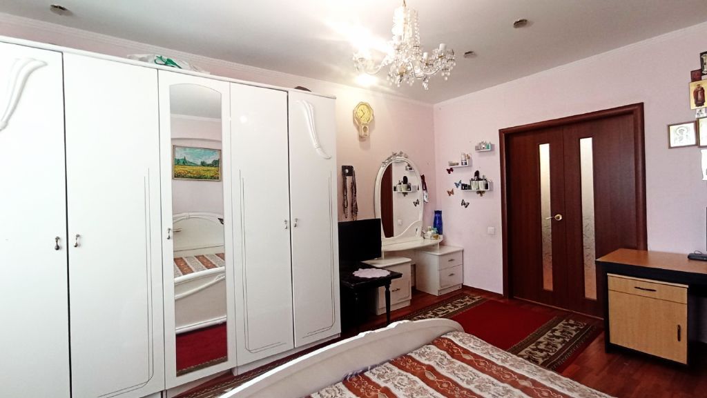 Продаж 3-кімнатної квартири 104 м², Академіка Сахарова вул.