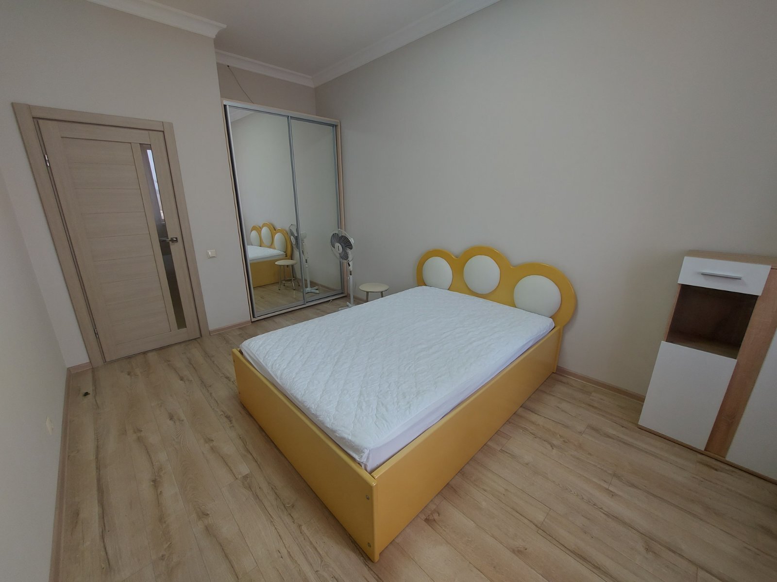 Аренда 1-комнатной квартиры 45 м², Небесной сотни просп., 3А К6