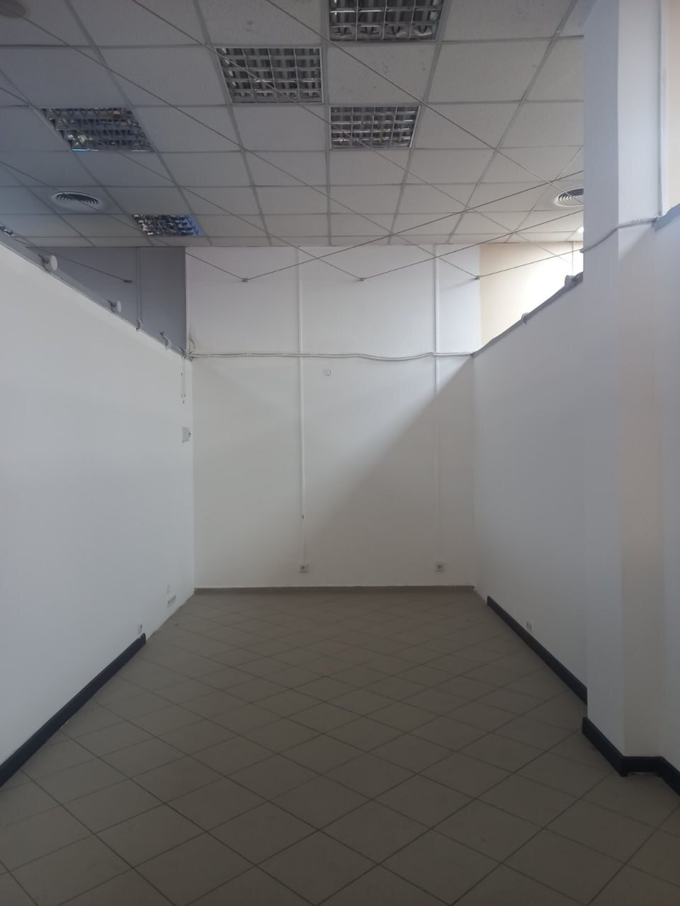 Оренда магазину 20 м², Глінки вул.