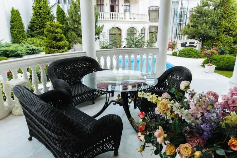 Аренда дома 800 м², Костанди ул., 47