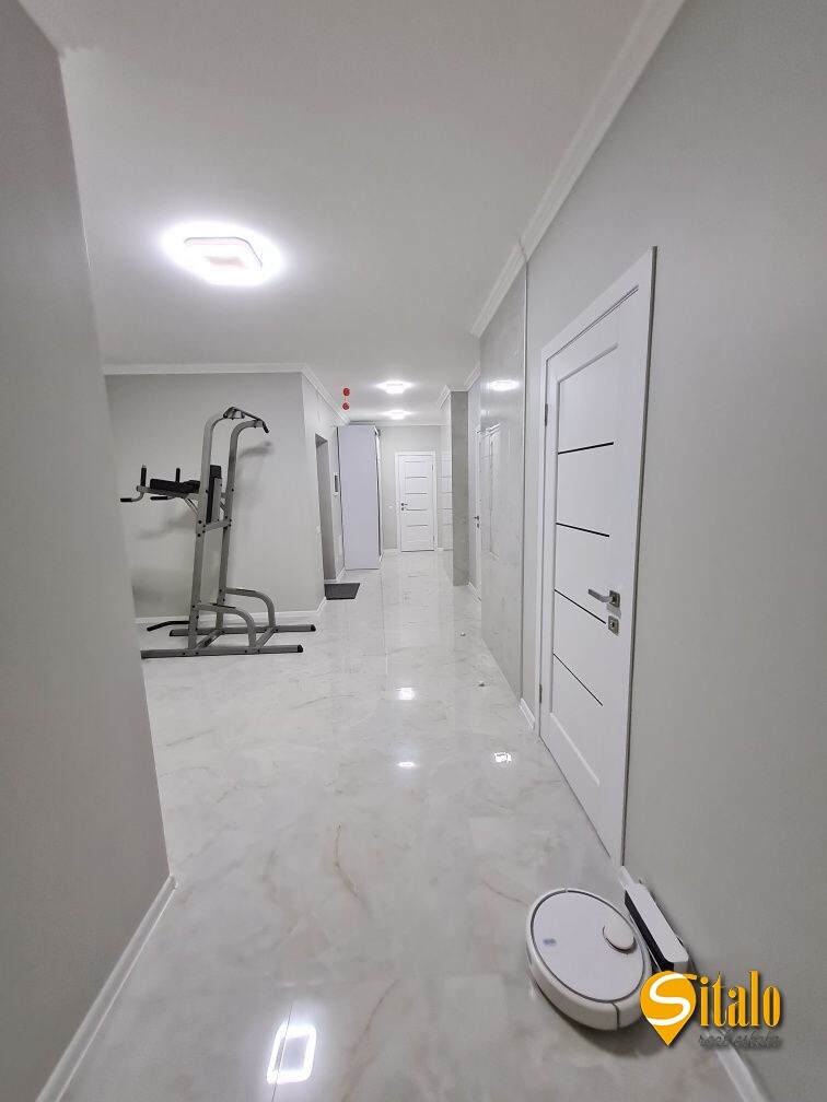 Продаж 3-кімнатної квартири 116 м², Євгена Маланюка вул.
