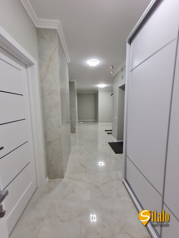 Продаж 3-кімнатної квартири 116 м², Євгена Маланюка вул.