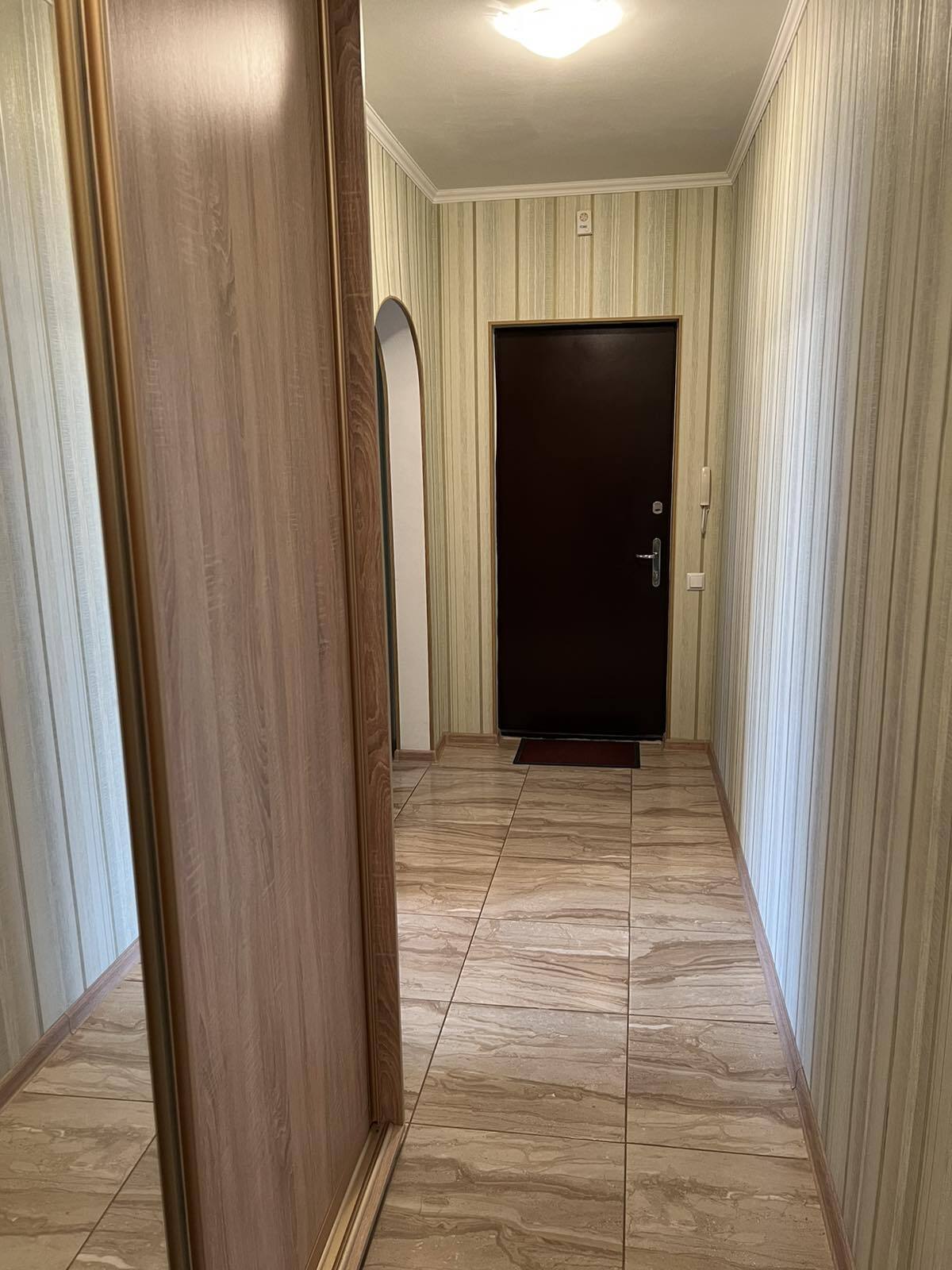 Оренда 1-кімнатної квартири 48 м², Симоненко вул., 113А