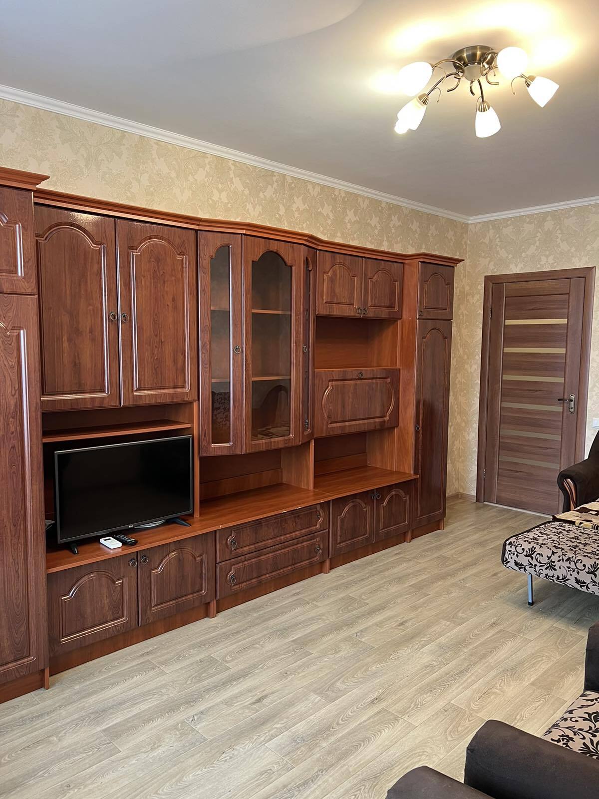 Оренда 1-кімнатної квартири 48 м², Симоненко вул., 113А