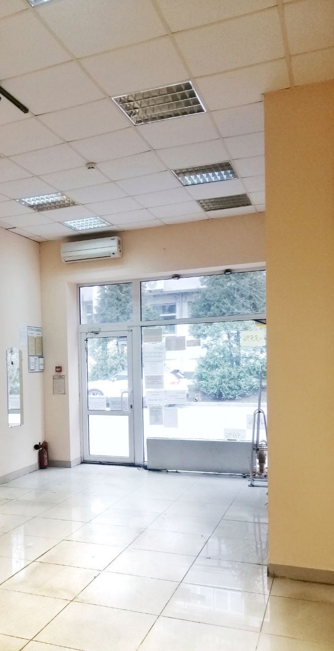 Продажа торгового помещения 100 м², Славянская ул., 8