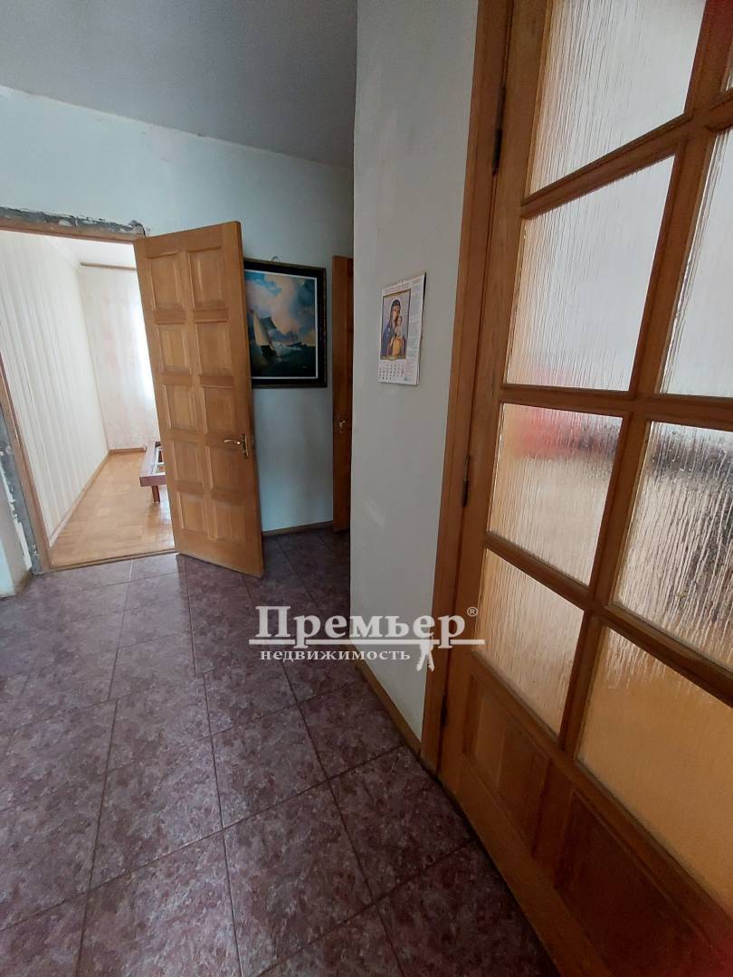 Продажа 4-комнатной квартиры 87 м², Добровольского просп.