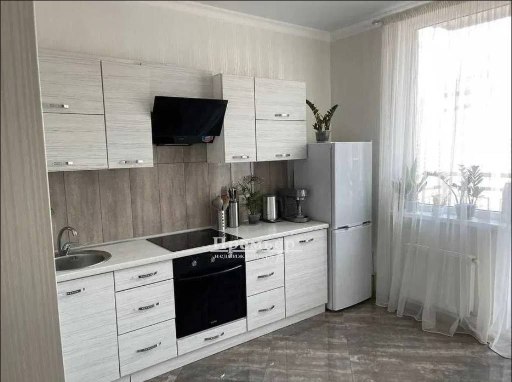 Продаж 1-кімнатної квартири 41 м², Люстдорфская дор.