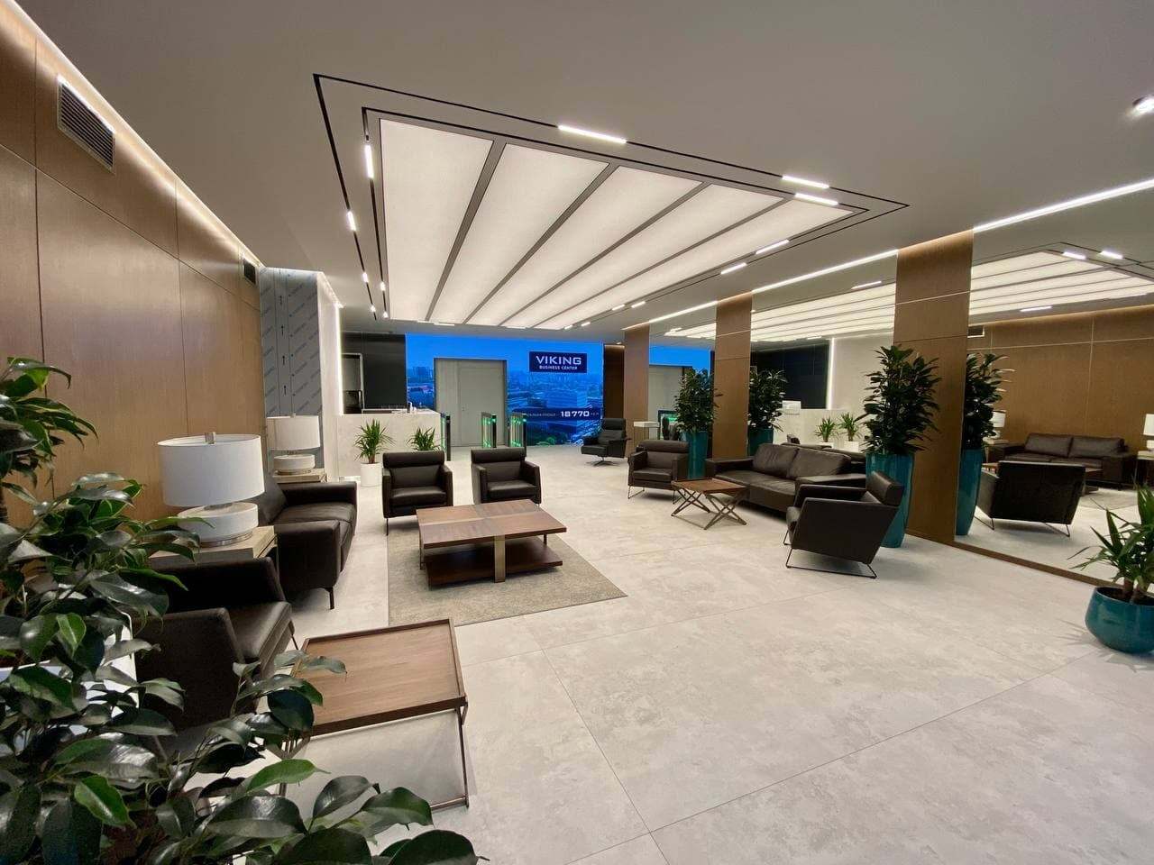 Оренда офісу 900 м², Зелена вул., 151А