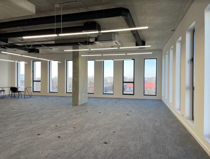 Оренда офісу 900 м², Зелена вул., 151А