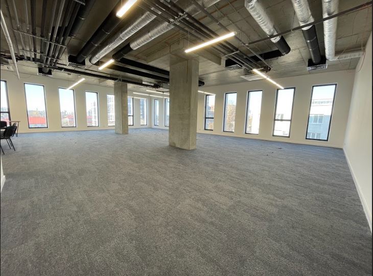 Оренда офісу 900 м², Зелена вул., 151А