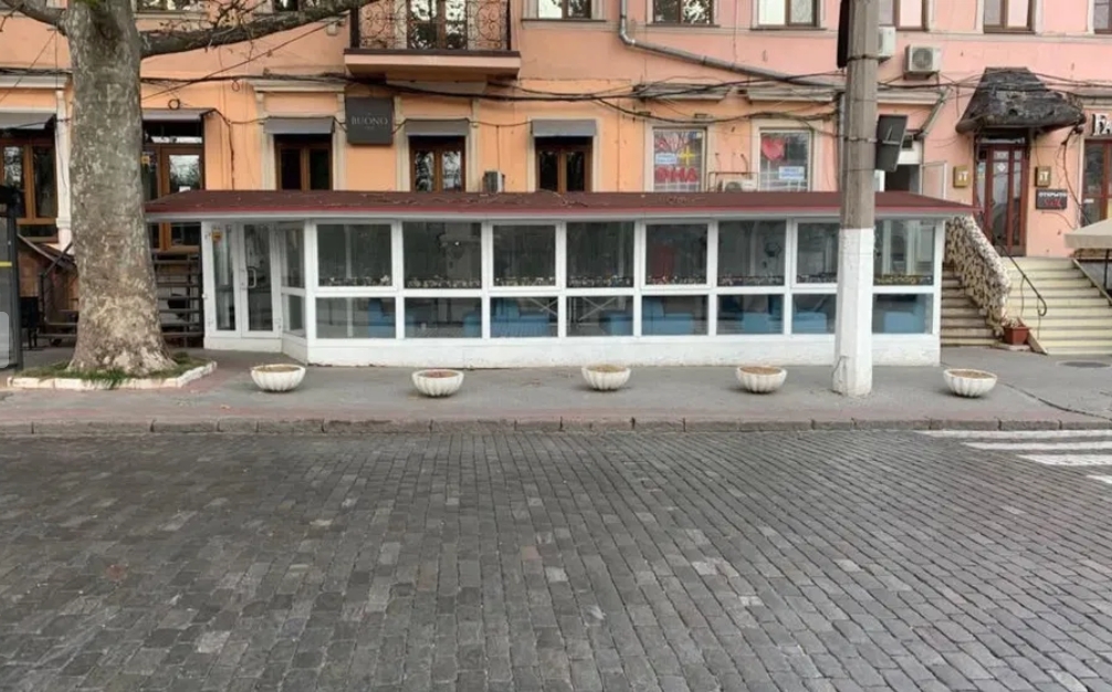 Оренда торговельного приміщення 350 м², Соборная пл.
