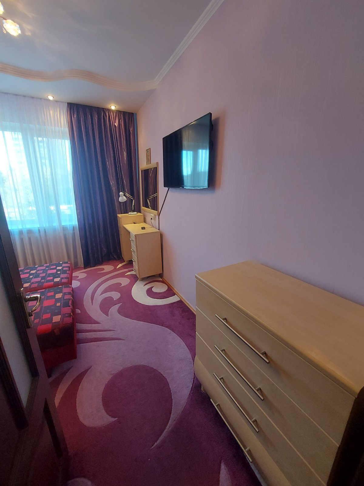 Оренда 2-кімнатної квартири 50 м², Академіка Глушко просп., 19