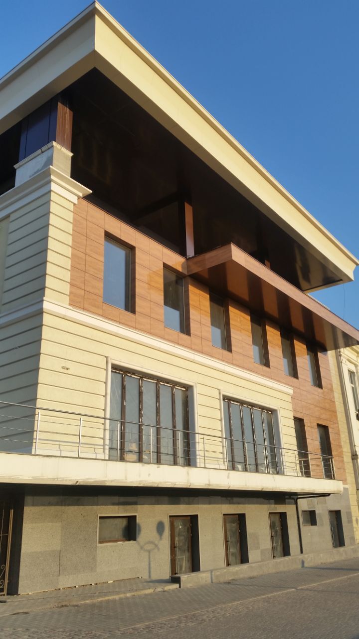 Оренда приміщення вільного призначення 638 м², Університетська вул., 16