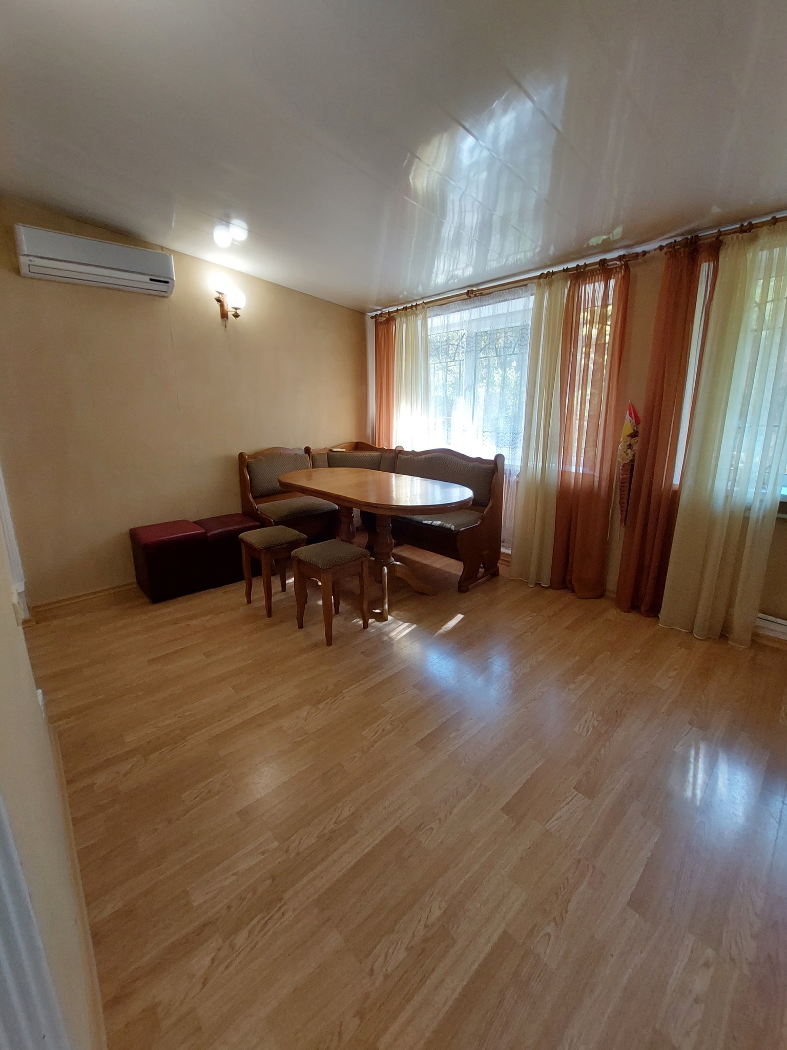 Продаж 2-кімнатної квартири 76 м², Малиновского Маршала вул., 69