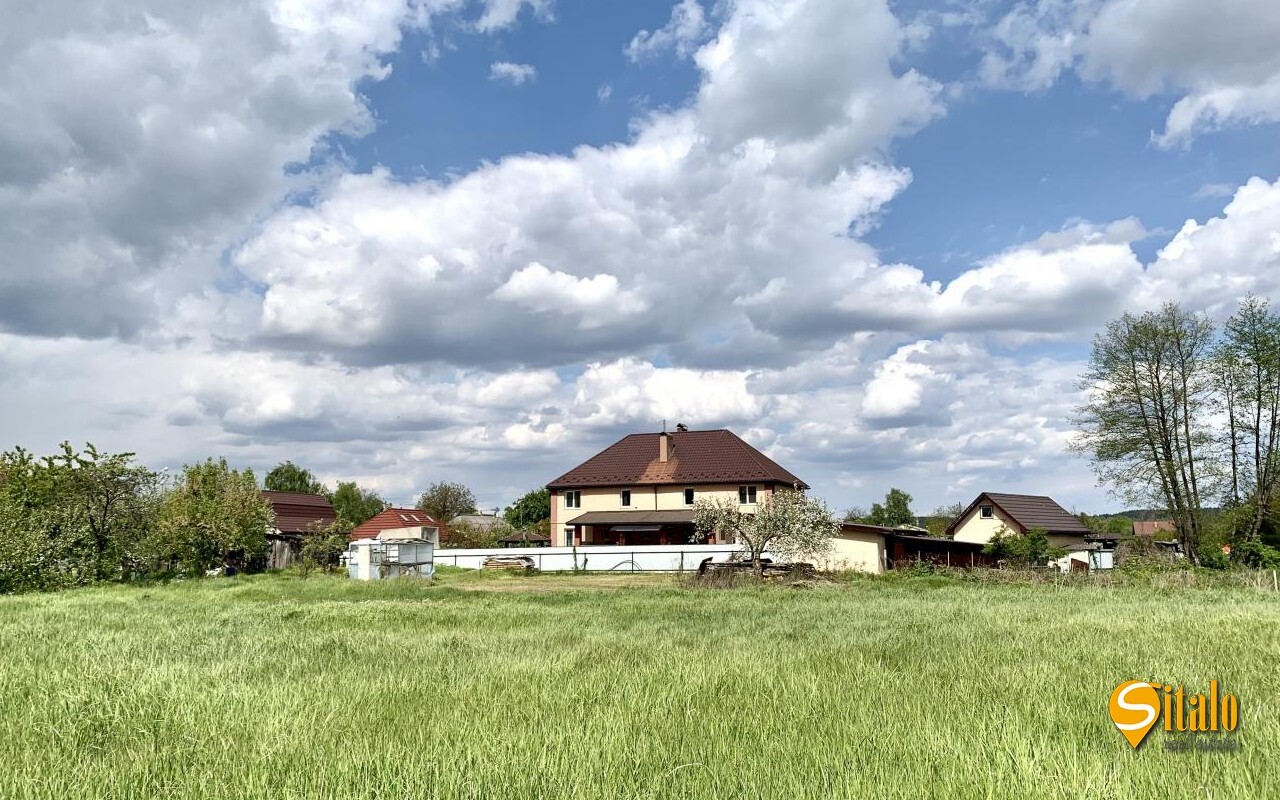 Продаж ділянки під індивідуальне житлове будівництво 25 соток