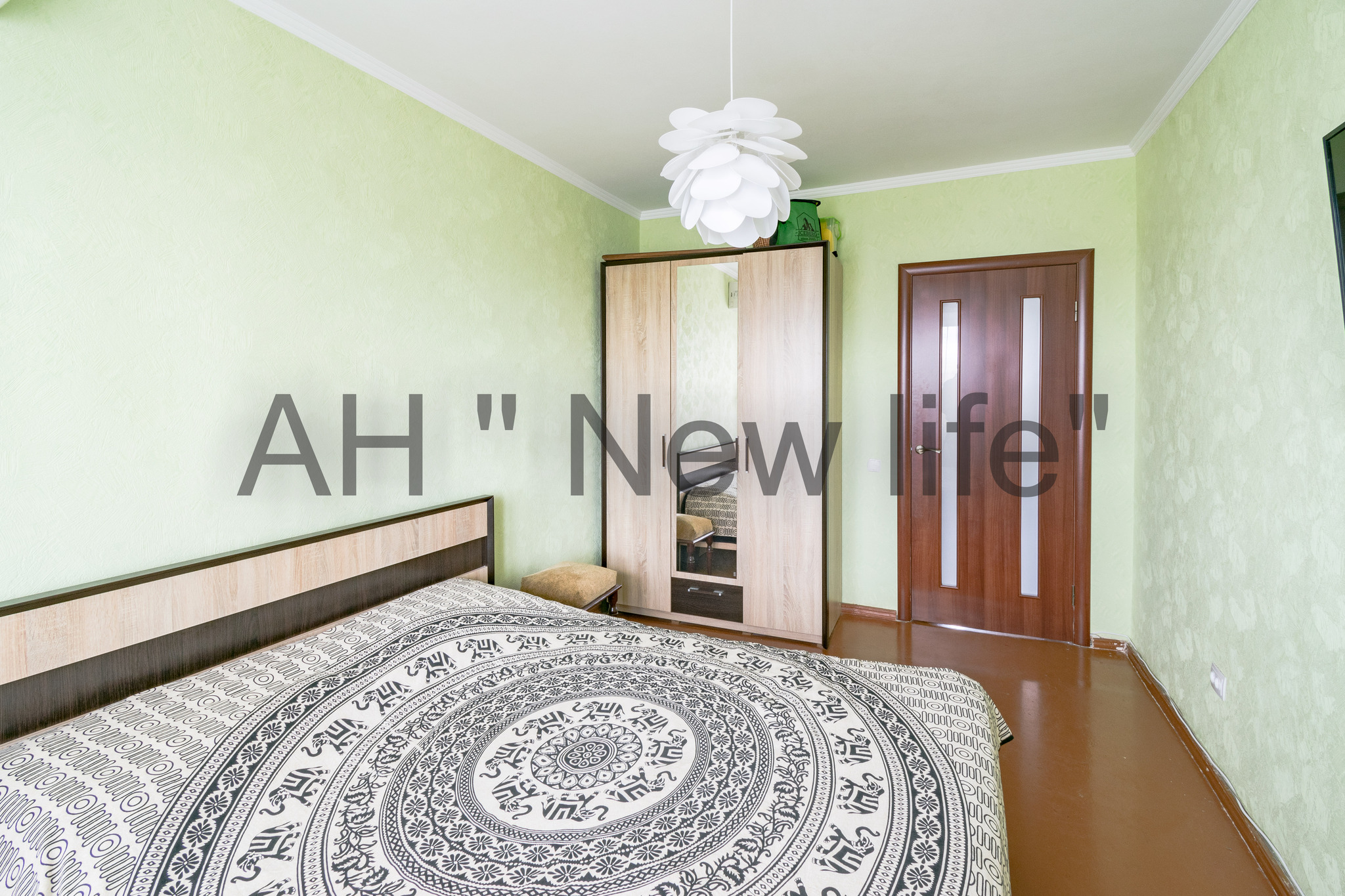 Продажа 3-комнатной квартиры 62 м², Интернационалистов ул.