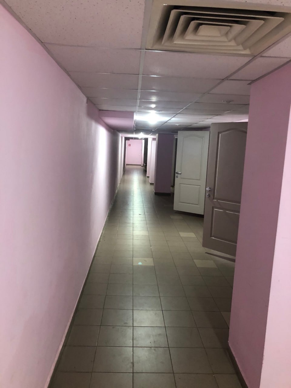 Оренда комерції 230 м², Чернишевського вул., 1