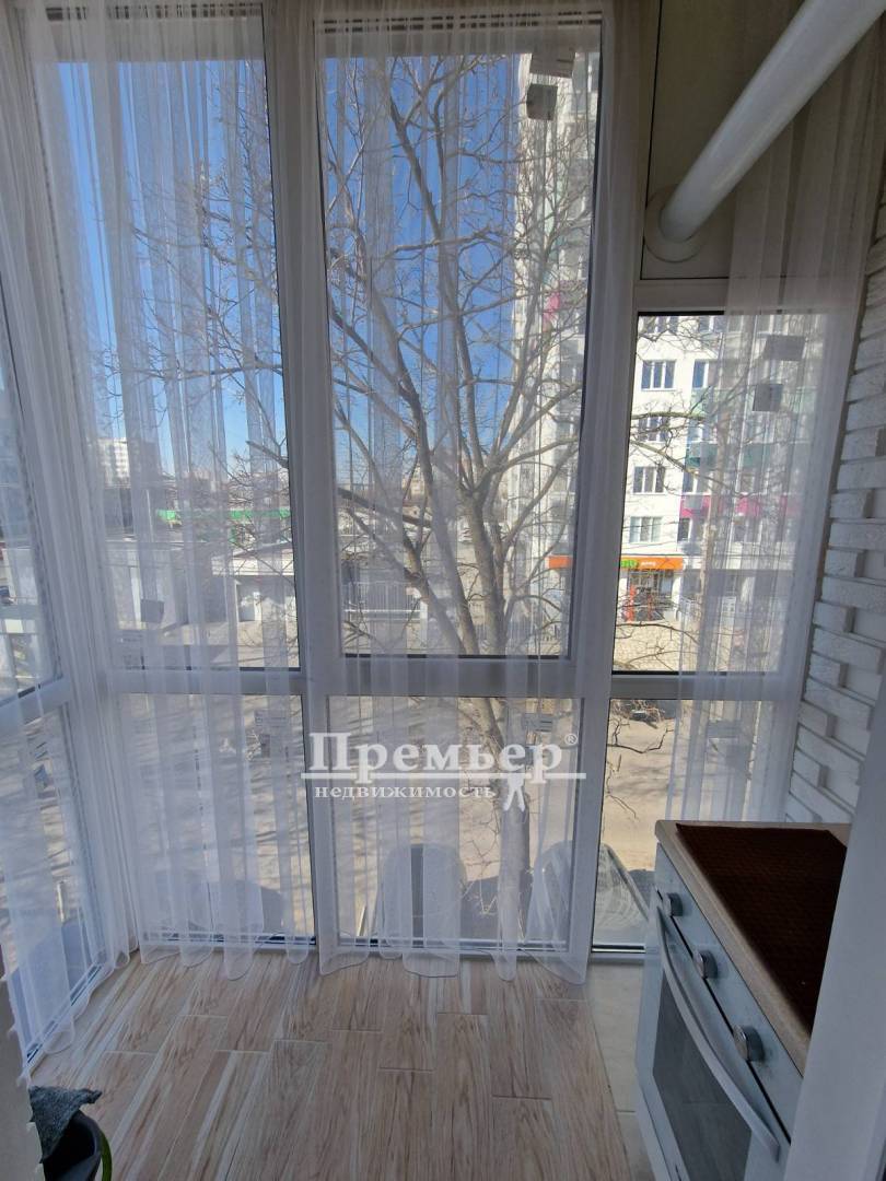 Продаж 1-кімнатної квартири 28 м², Люстдорфская дор.