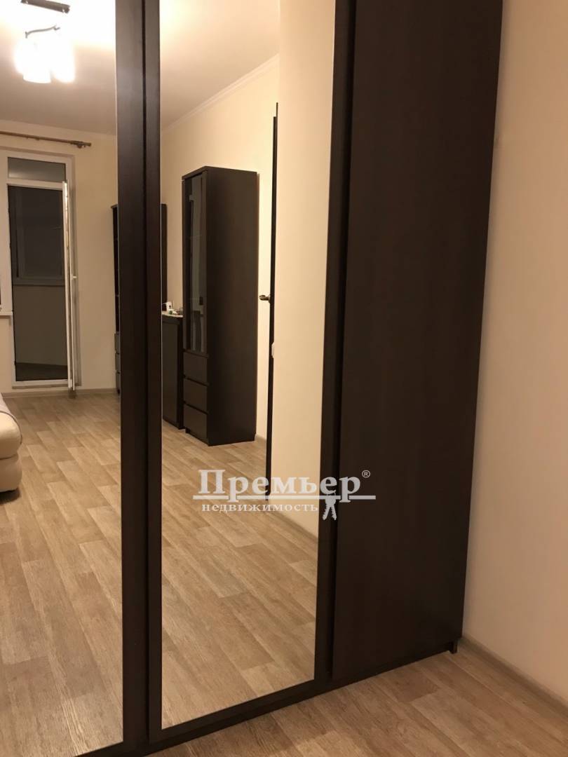 Продажа 1-комнатной квартиры 49 м², Массив Радужный ул.