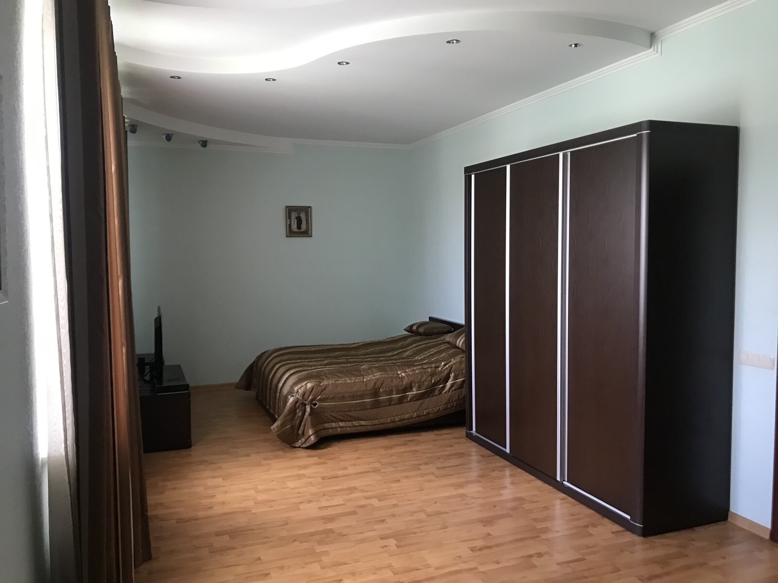 Продаж будинку 240 м²