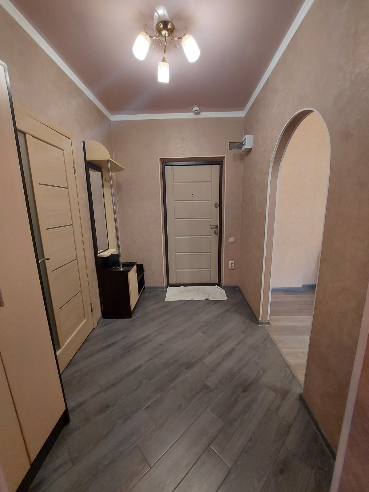 Аренда 1-комнатной квартиры 38 м², Массив Радужный ул., 23