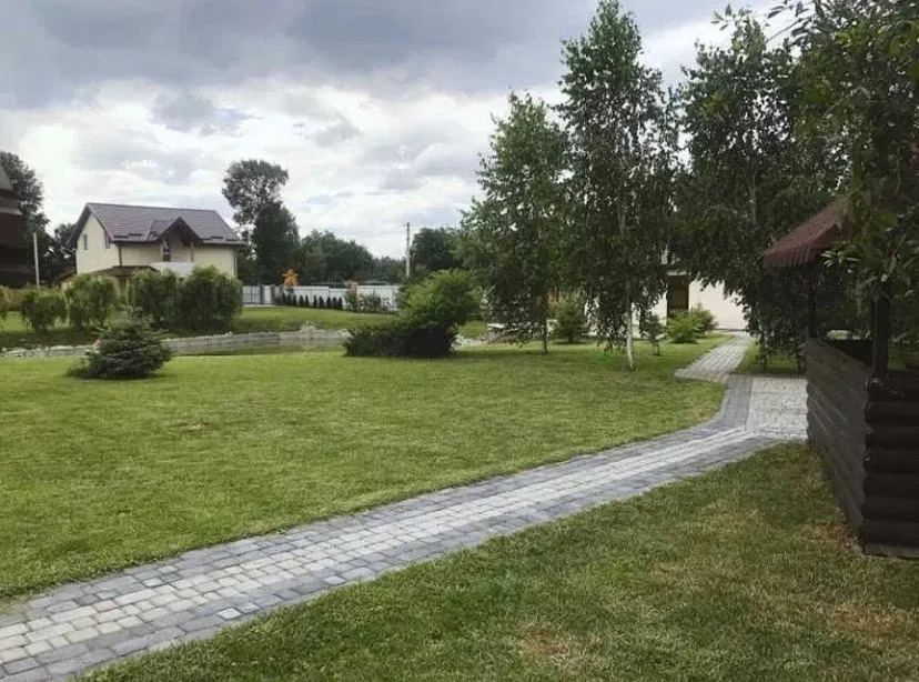 Коттедж посуточно 300 м²